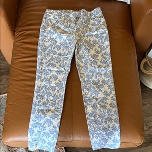 Floral Print Pants in Blue and White